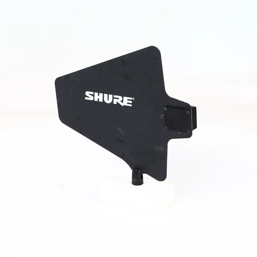 Shure UA870WB Active Directional Antenna