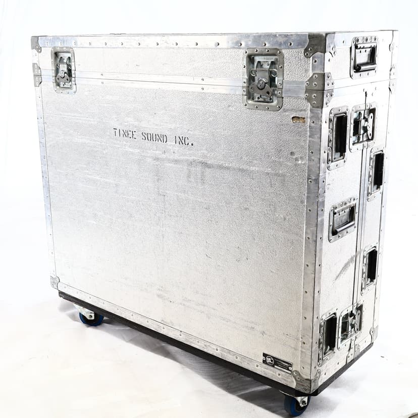 Yamaha CL5 Digital Mixing Console Road Case