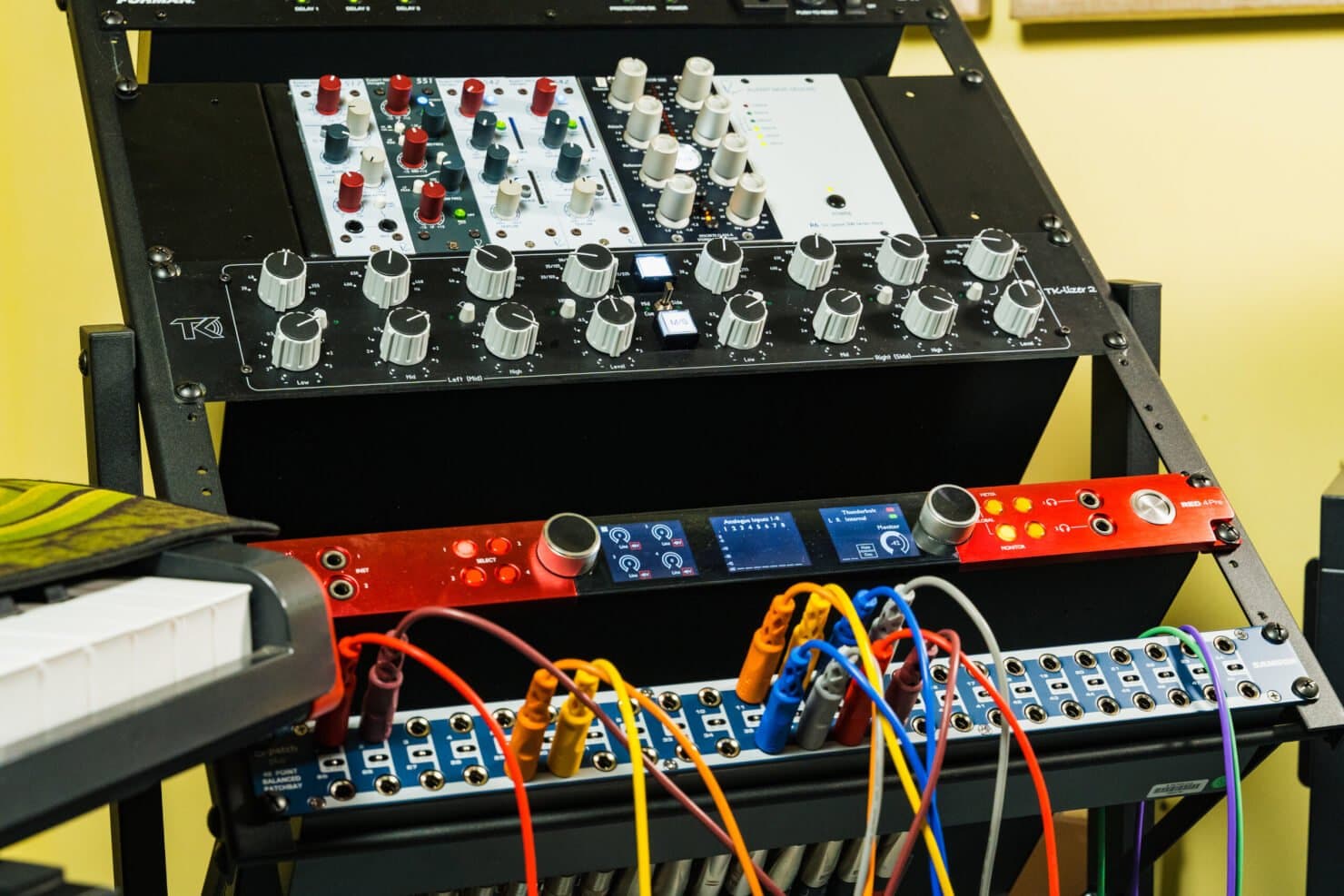 Mixers vs Audio Interfaces: The Basics Mixers vs Audio Interfaces: The Basics